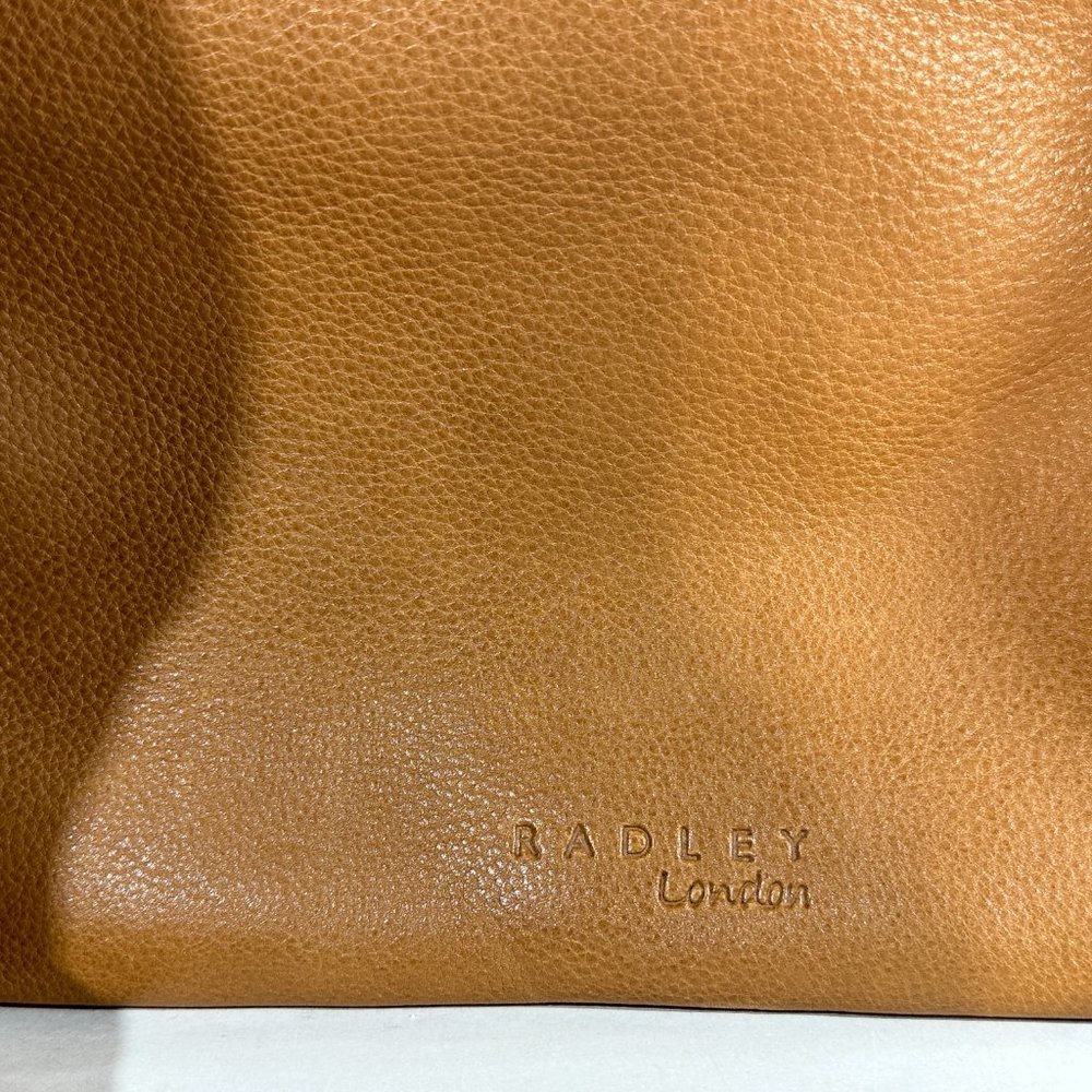 RADLEY LONDON LEATHER CROSSBODY PURSE - Picture 2 of 8